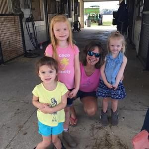 Meet your Posher, Lori